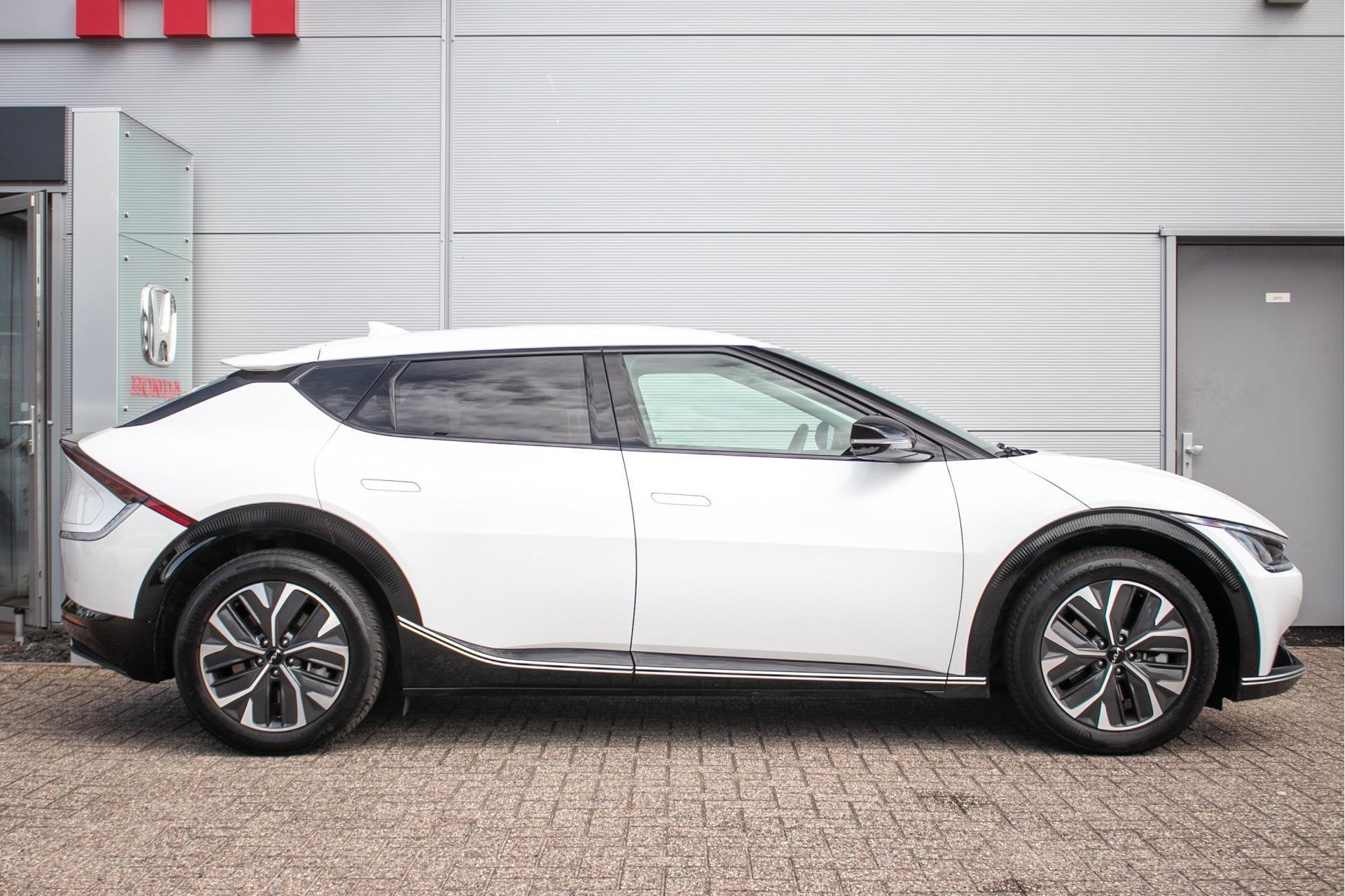 Kia EV6 Plus 77.4 kWh - SOH 100% | leder | elec. verstel. st, Auto's, 228 pk, Gebruikt, Zwart, 1885 kg