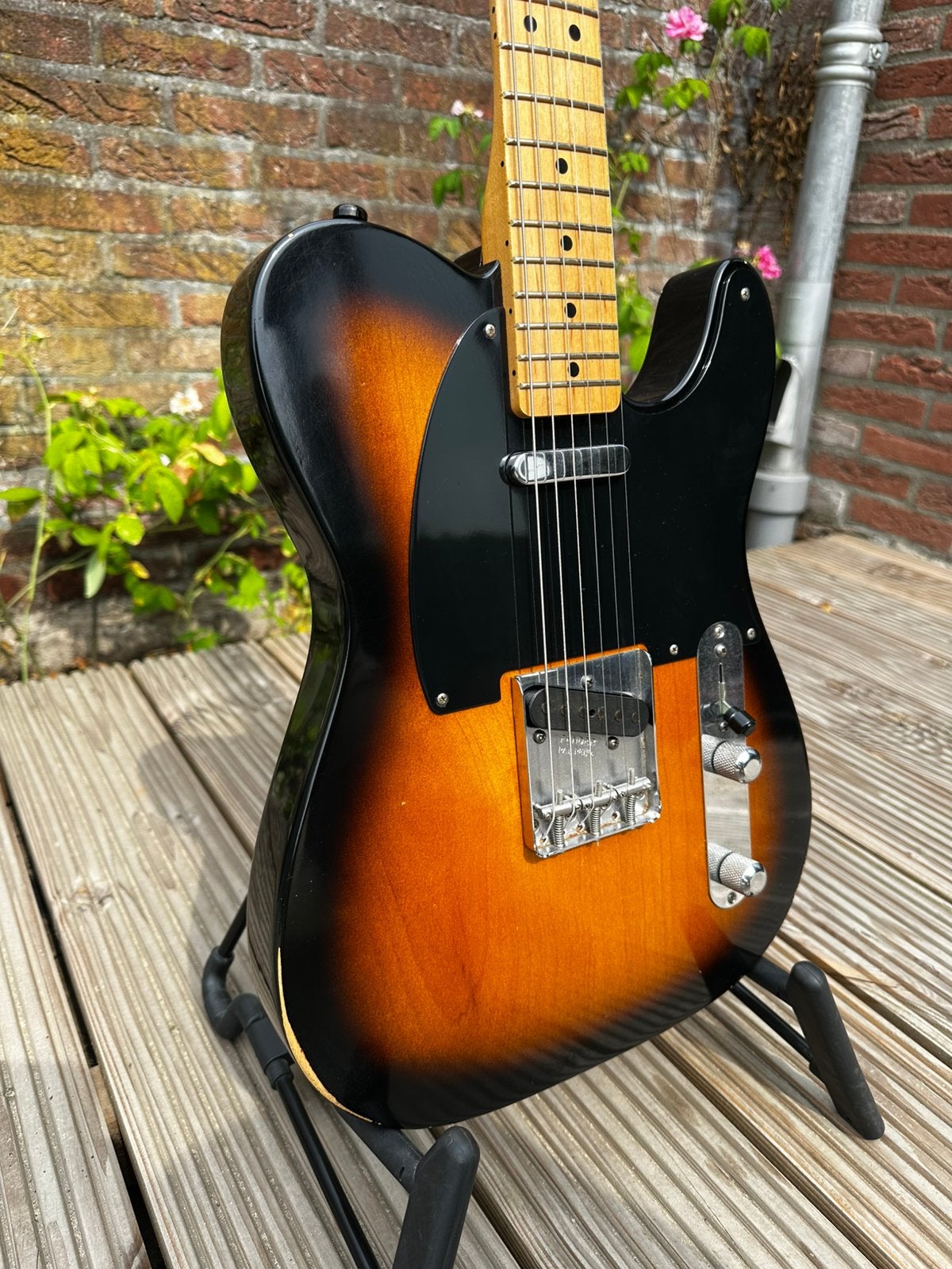 Fender Road Worn '50s Telecaster – 2-Color Sunburst, Muziek en Instrumenten, Snaarinstrumenten | Gitaren | Elektrisch, Ophalen