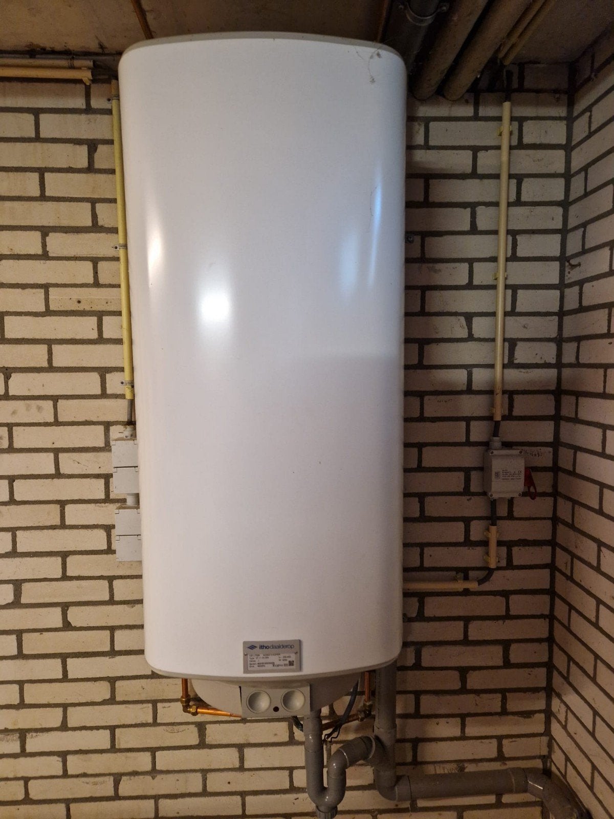 Itho Daalderop boiler, Ophalen, 100 liter of meer, Boiler, Zo goed als nieuw