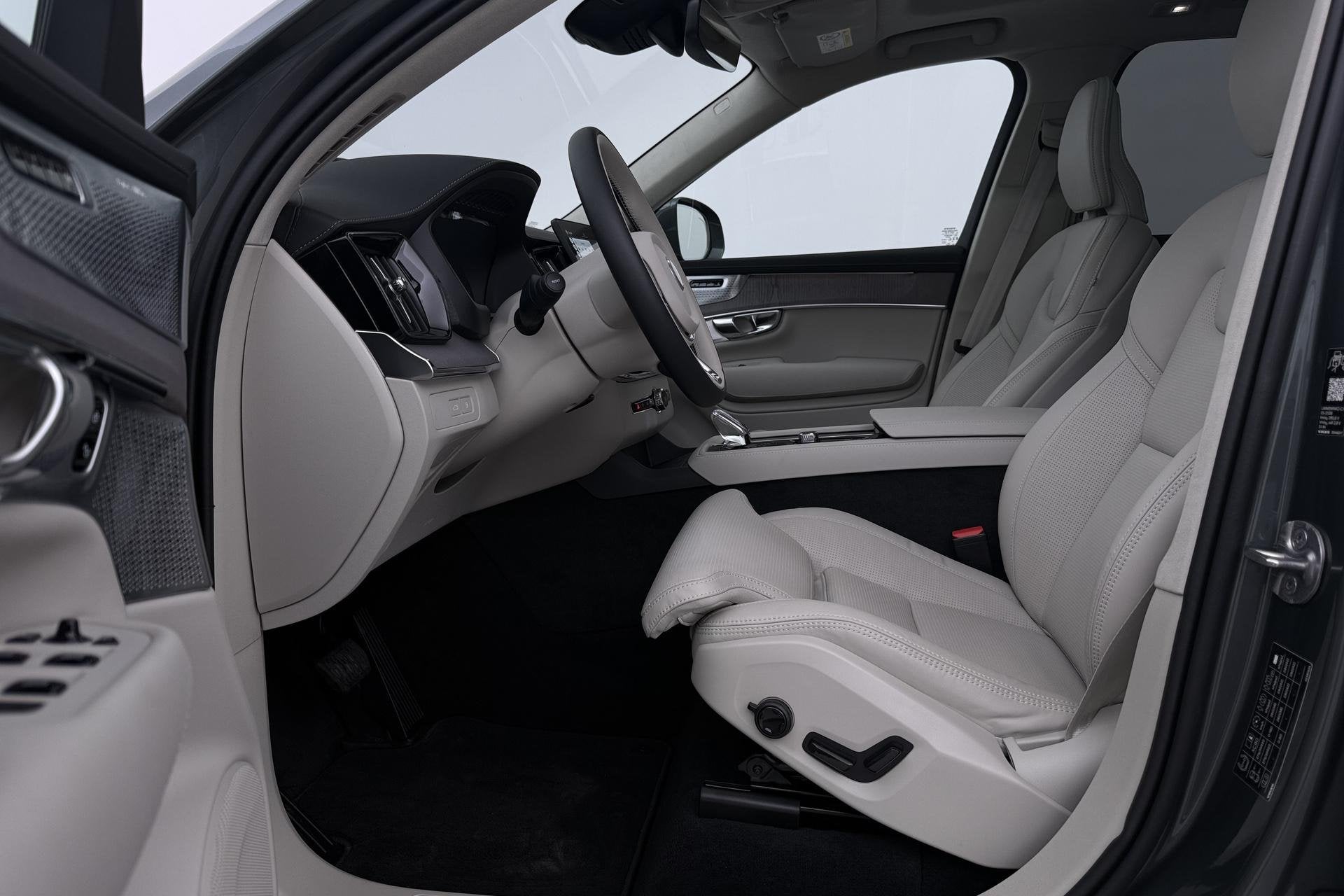 Volvo XC90 T8 Ultra Bright | Bowers&Wilkins | Luchtvering |, Gebruikt, Euro 6, 1969 cc, Vierwielaandrijving
