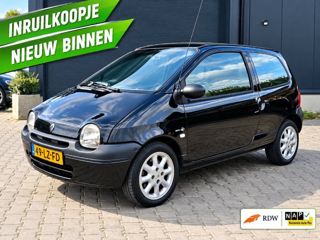 Renault Twingo 1.2 2005 2003 Zwart met APK en RIJKLAAR !!, Auto's, Voorwielaandrijving, 600 kg, 4 cilinders, Zwart