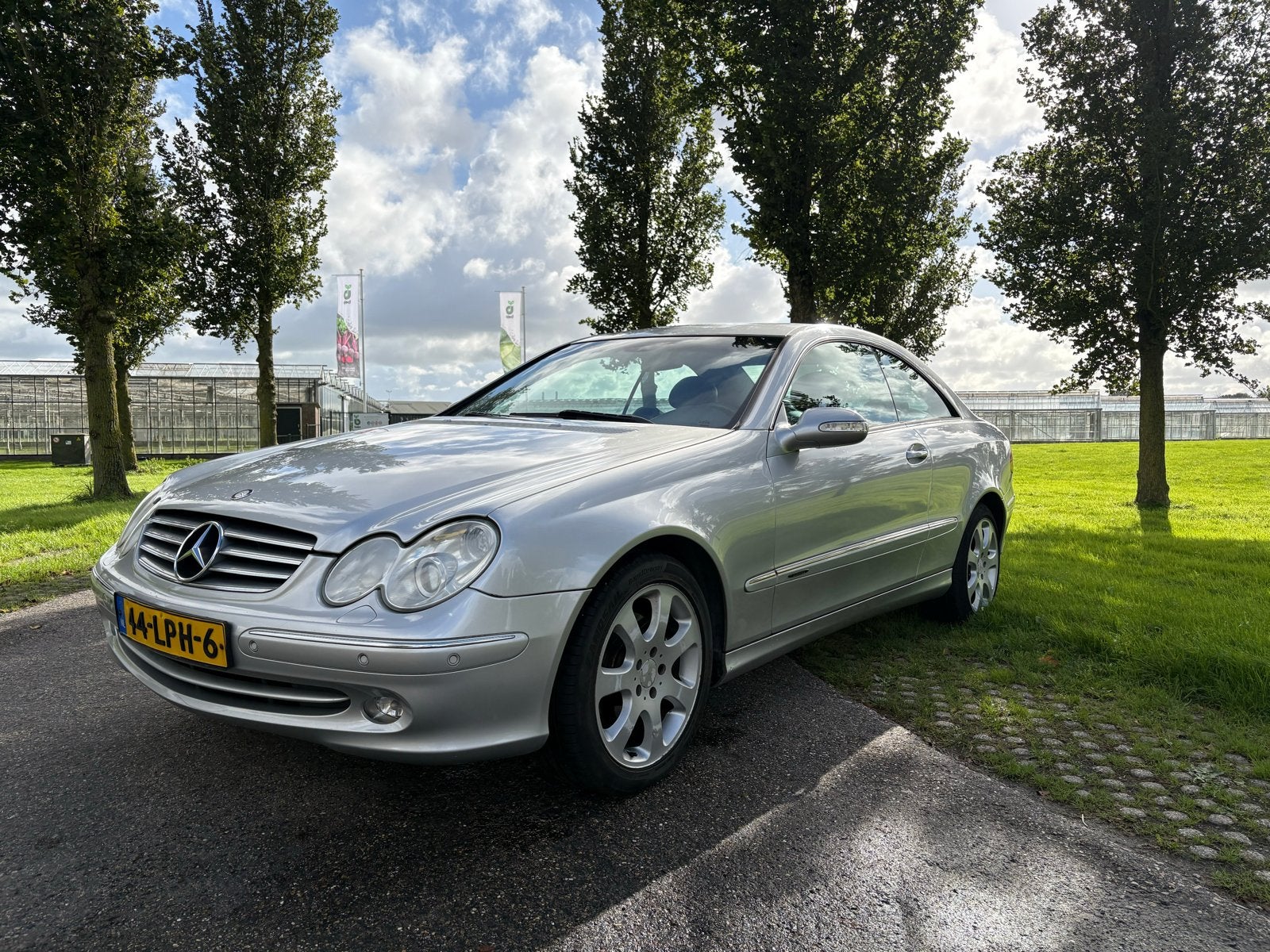 Mercedes-Benz CLK 320 in zeer nette staat INRUILKOOPJE!!, 3199 cc, Bedrijf, CLK, 84 €/maand