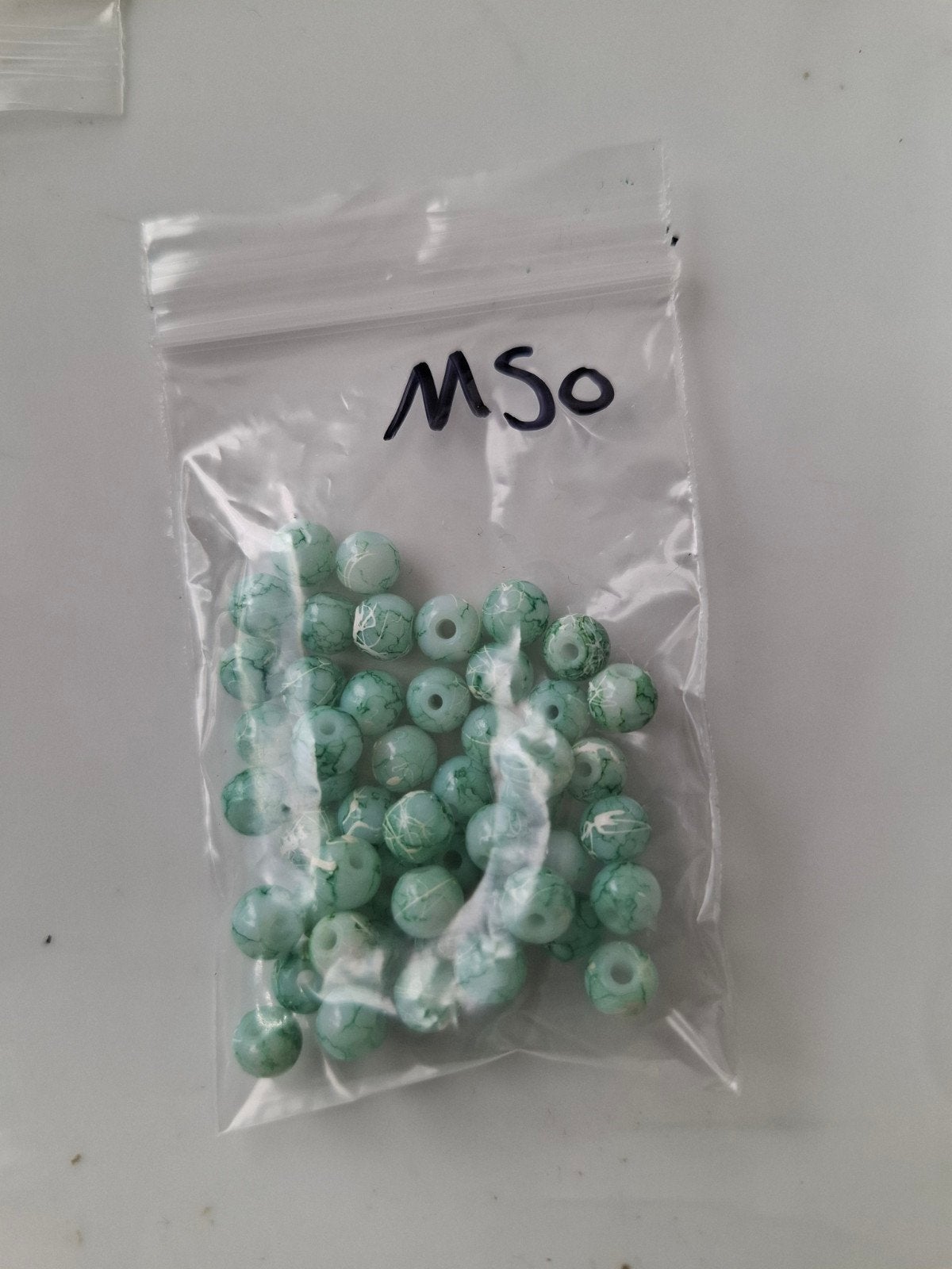 50 stuks 6 mm gemeleerde glaskralen groen wit kralen partij, Kraal, -, -, Nieuw