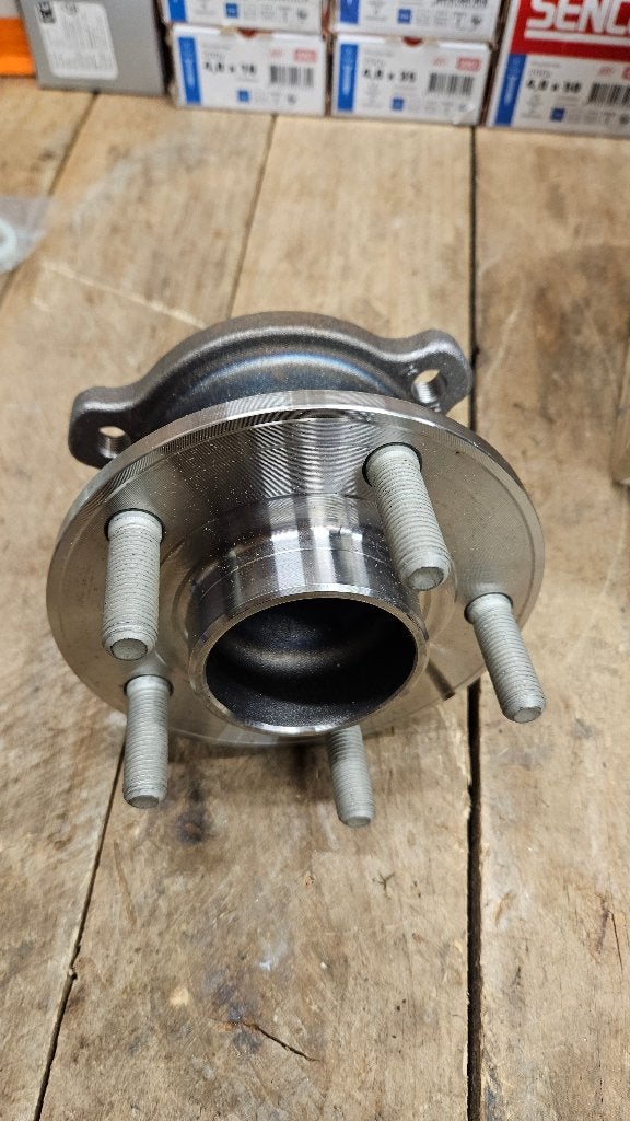Fusee Wielnaaf Wiellager Ford C-Max 2010-2019 (nr: 2090832), Ophalen of Verzenden, Nieuw, Ford