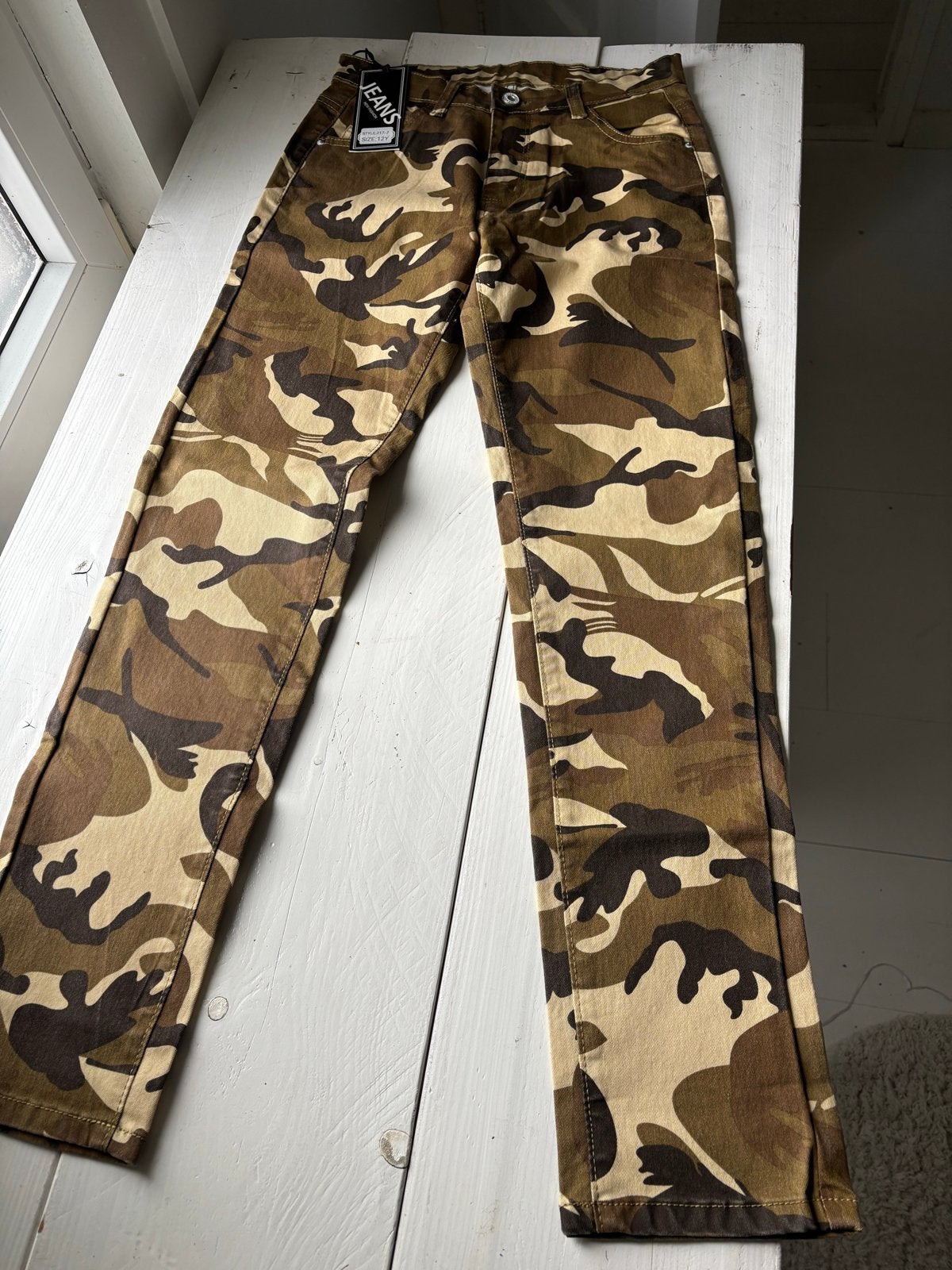 Nieuwe camouflage broek voor kinderen - Maat 12Y, Ophalen of Verzenden, Nieuw, Jongen of Meisje, Broek