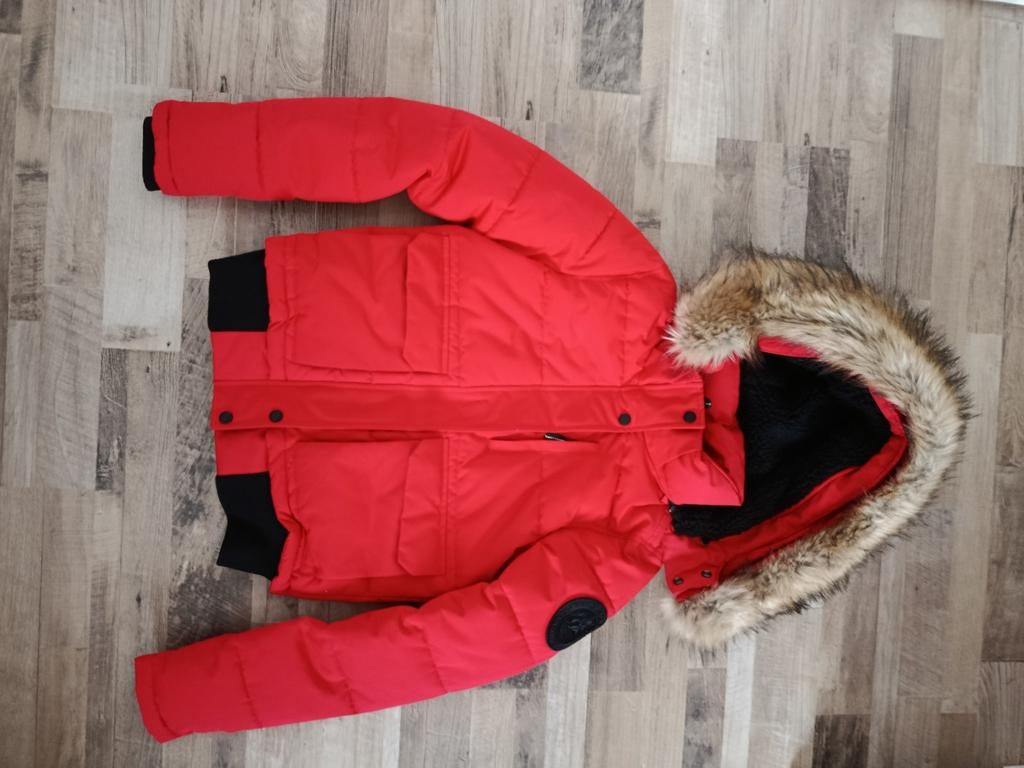 Superdry jas, Kleding | Dames, Jassen | Winter, Zo goed als nieuw, Maat 36 (S), Rood, Ophalen of Verzenden