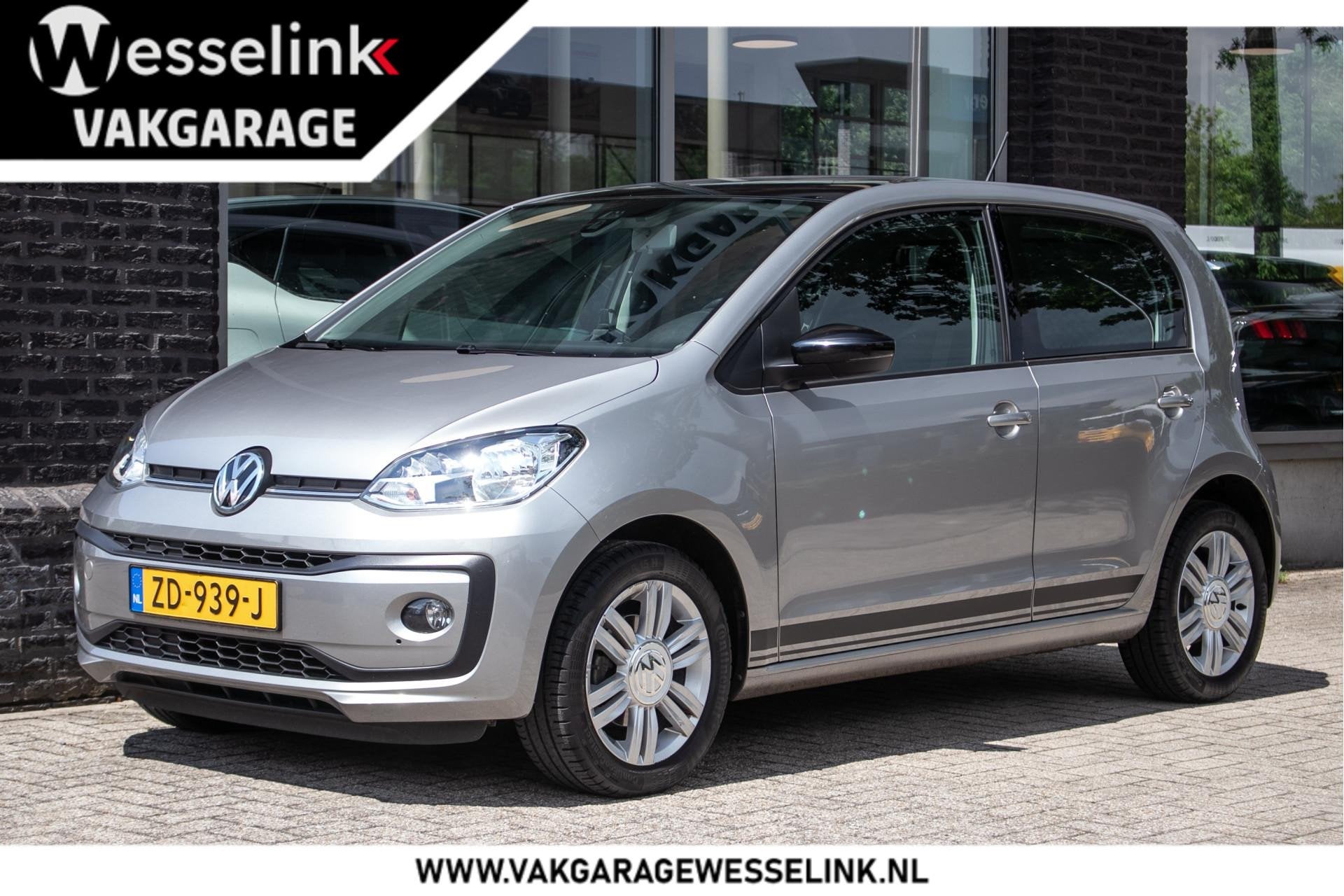 Volkswagen Up! 1.0 BMT high up Automaat | Cruise | PDC | DAB, Stof, Gebruikt, Overige kleuren, 840 kg