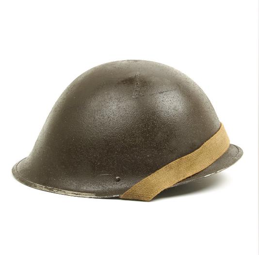 Gezocht: canadese turtle helm 2e wereld oorlog, Verzamelen, Ophalen of Verzenden, Nederland, Helm of Baret