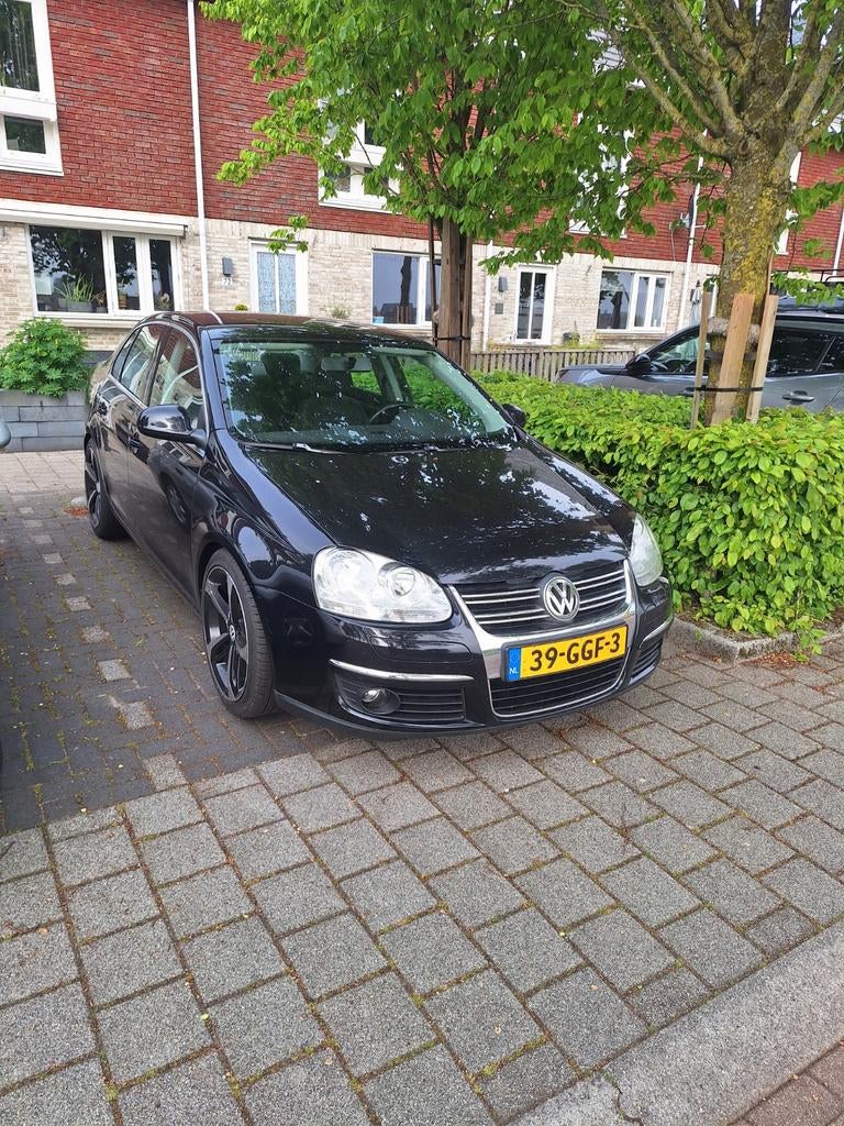 Volkswagen Jetta 1.4 TSI 90KW 2008 Zwart, Voorwielaandrijving, 680 kg, 4 cilinders, 1283 kg