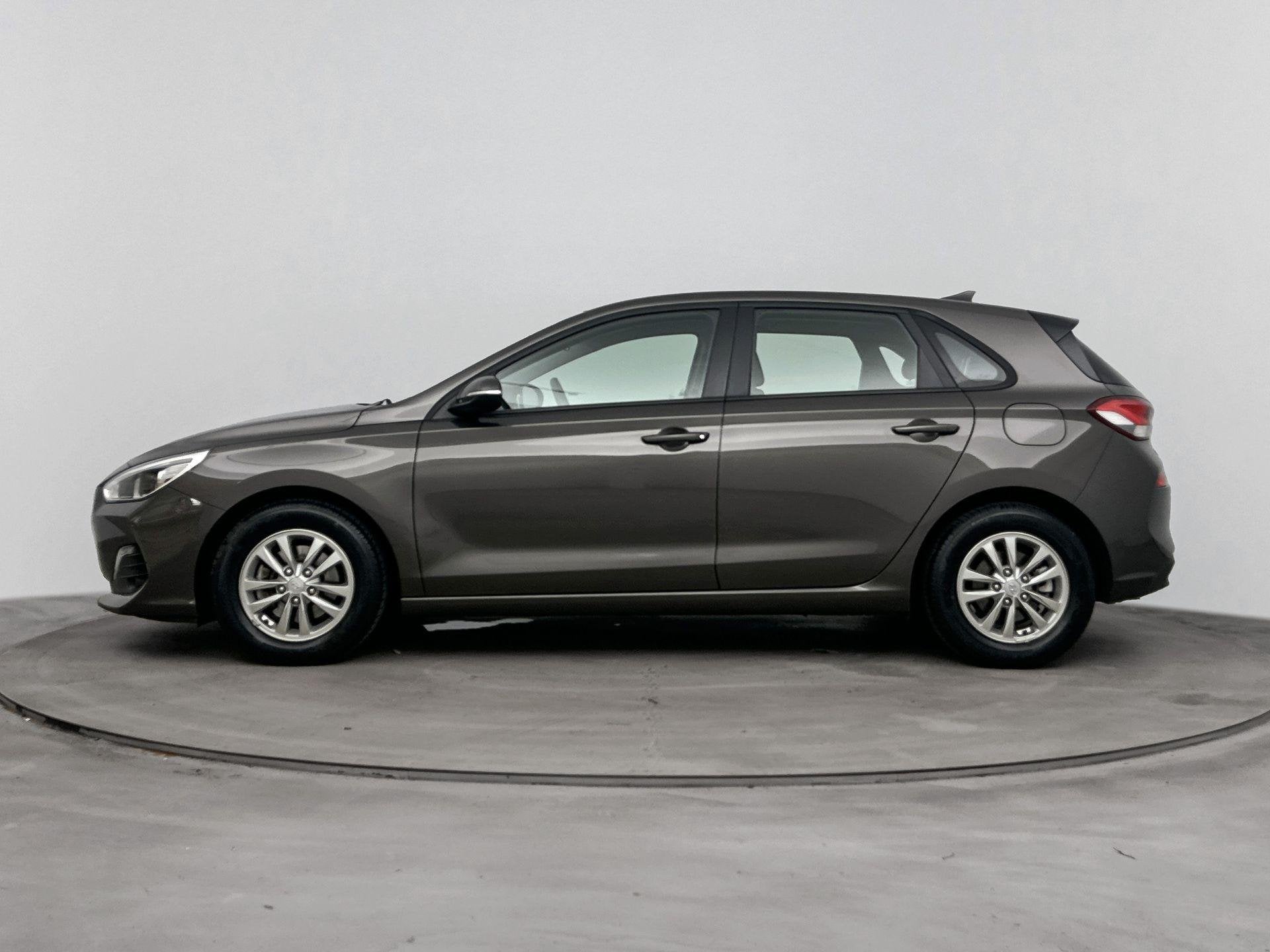 Hyundai i30 1.0 T-GDI 120Pk Comfort | Navigatie | Achteruitr, Auto's, Voorwielaandrijving, Gebruikt, Bruin, Origineel Nederlands