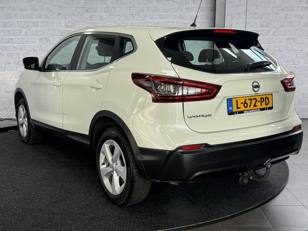 Nissan QASHQAI 1.3 DIG-T Acces Edition Trekhaak Cruise Carpl, Auto's, Nissan, Voorwielaandrijving, Gebruikt, 4 cilinders, Wit