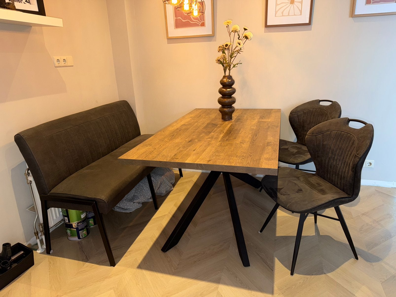 Eettafel met 4 stoelen en een bank – zeer nette staat, Ophalen, 200 cm of meer, 50 tot 100 cm, Zo goed als nieuw