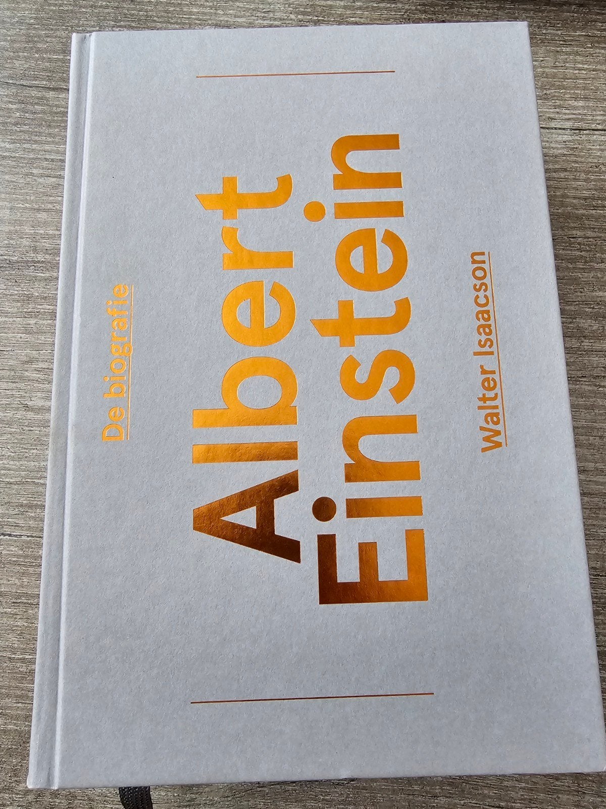 De biografie Albert Einstein door Walter Isaacson, Boeken, Ophalen of Verzenden, Gelezen, Walter Isaacson, Wetenschap