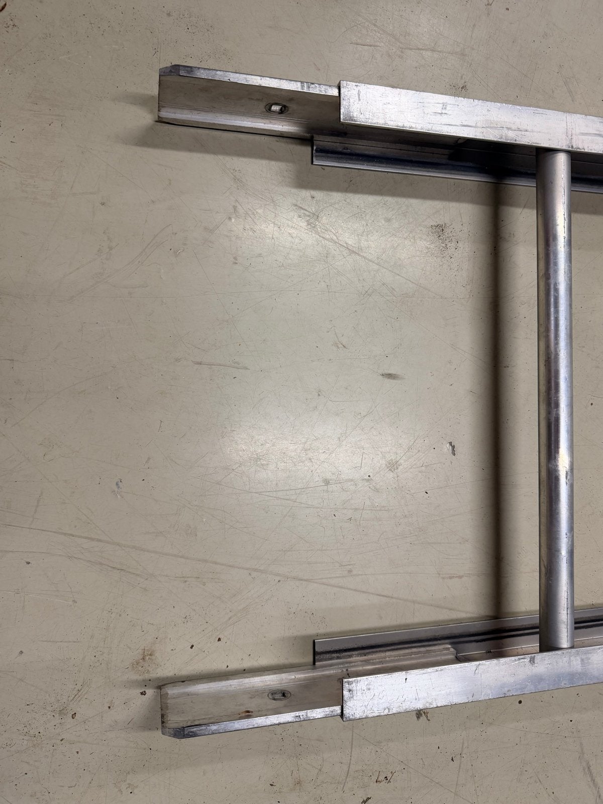 Geda Ladderlift delen 2x 2 meter, Ophalen, Gebruikt