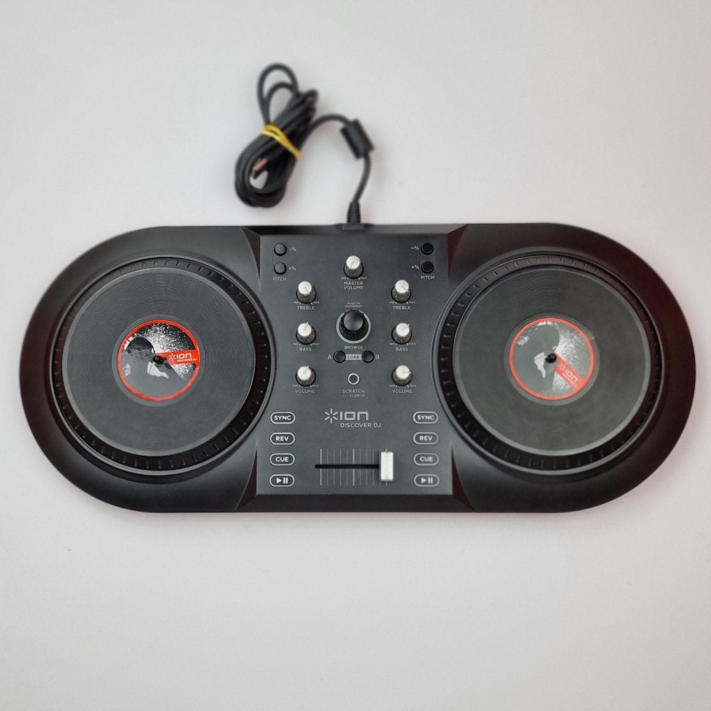 ION Discover DJ Controller | Nette staat, Muziek en Instrumenten, ION, Gebruikt, Support@ion.com, InMusic World Headquarters
200 Scenic View Drive, Suite 201
Cumberland, RI 02864
USA