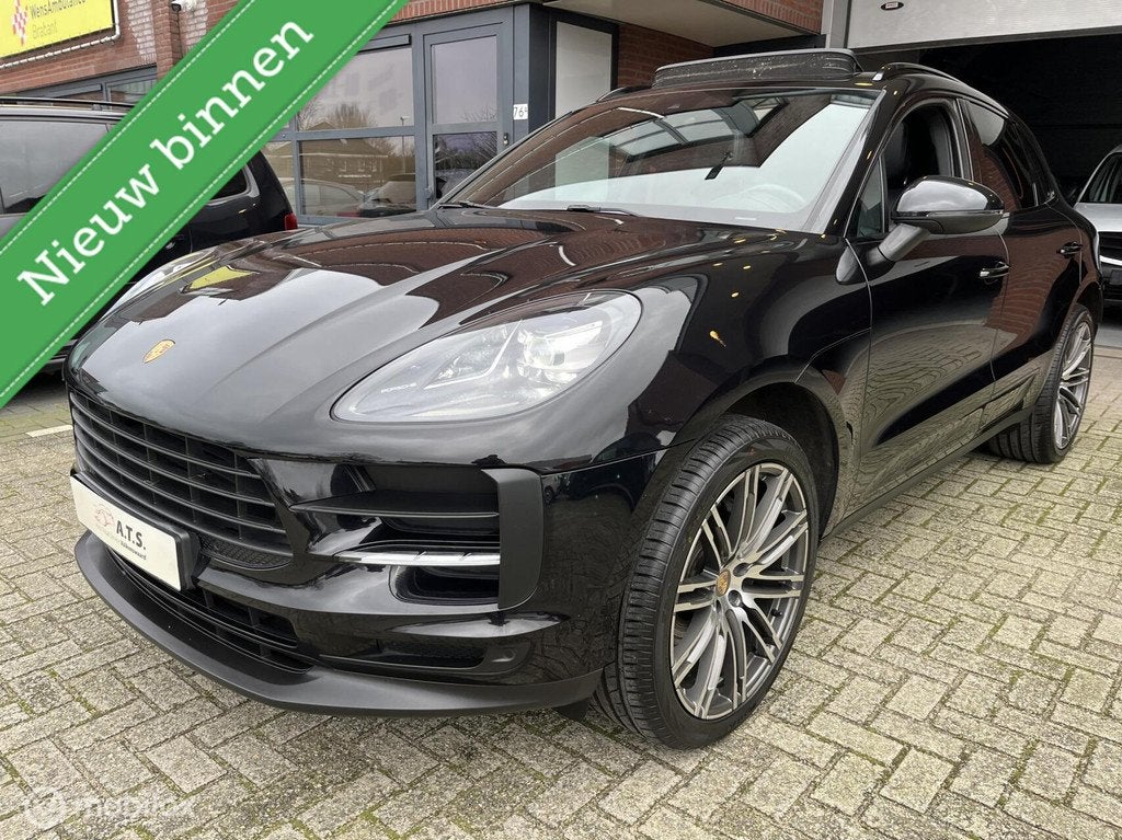 Porsche Macan 2.0 245PK NAVI*PANO-DAK*LED*LEDER*21-INCH LM*, Automaat, Gebruikt, Euro 6, Zwart