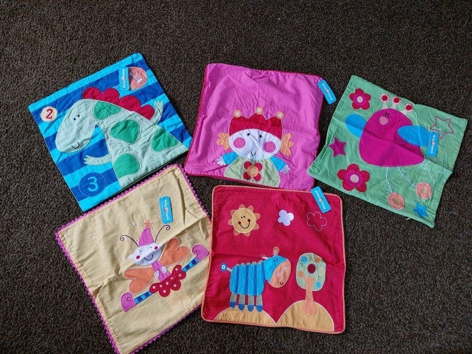 Kussensloopje voor kinderen (+ evt bijpassend schilderijtje), Kinderen en Baby's, Ophalen of Verzenden, Nieuw, Wanddecoratie