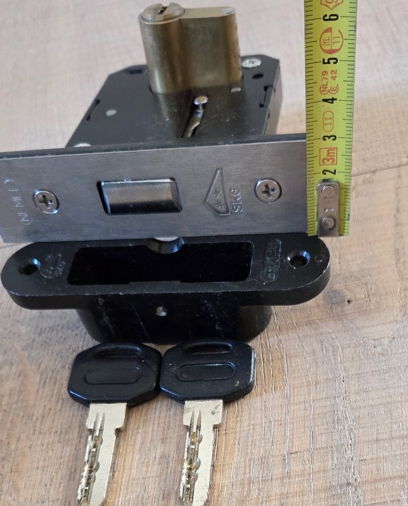 Nieuw Nemef bijzetslot SKG2 RVS 60mm met cilinder, Ophalen of Verzenden, Nieuw, Rvs, Slot