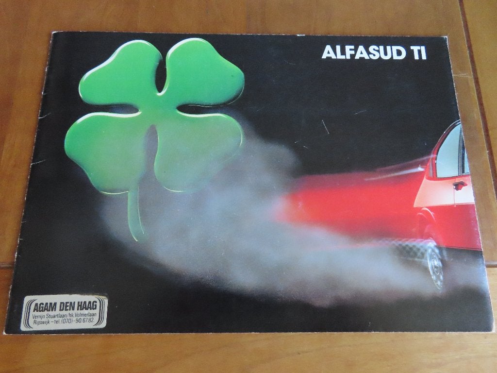 Folder Alfa Romeo Alfasud 1.5 ti 1.5 QV 105 PK 1982, Alfa Romeo, Ophalen of Verzenden, Zo goed als nieuw, Alfa Romeo
