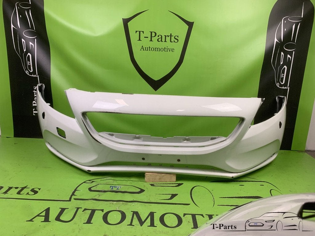 volvo v40 voorbumper bumper 12+, Info@fabrikant.eu, Ophalen of Verzenden, Volvo, Bumper