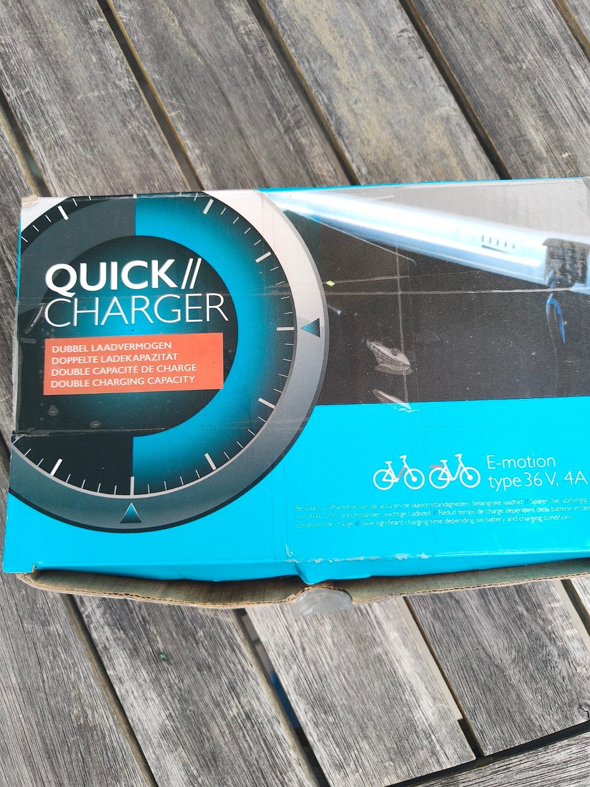 E-motion Quick Charger 36V, 4A voor E-bike