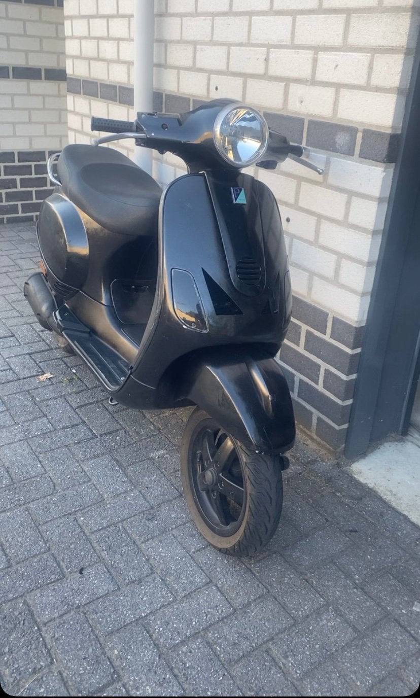 Vespa lx 172 stage 1 lc, Fietsen en Brommers, Ophalen, Zo goed als nieuw, Tweetakt, Overige modellen