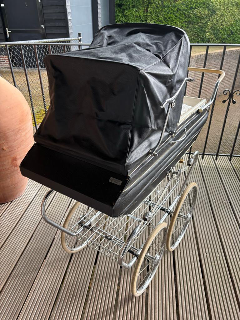Vintage Kinderwagen Van Werven Meppel - Klassiek Zwart, Ophalen of Verzenden, Zo goed als nieuw