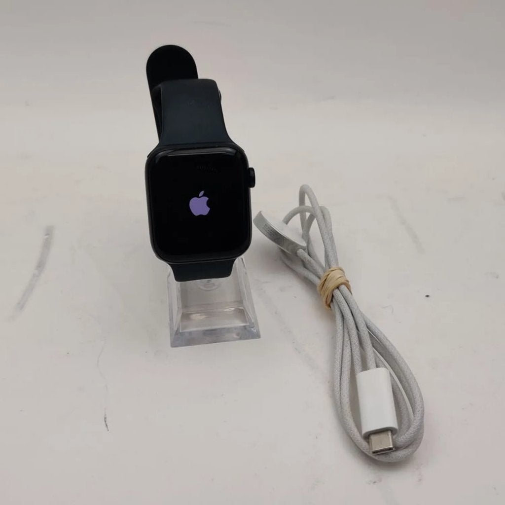 Apple Watch SE 3, 44mm, GPS in nette staat! nu voor €239.99, Zwart, IOS, Ophalen of Verzenden, GPS