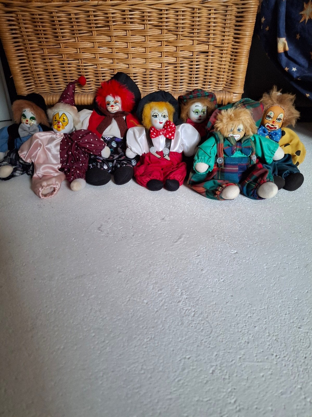 Set van 9 vintage clown poppen - decoratie, Verzamelen, Poppen, Ophalen of Verzenden, Nieuw, Pop