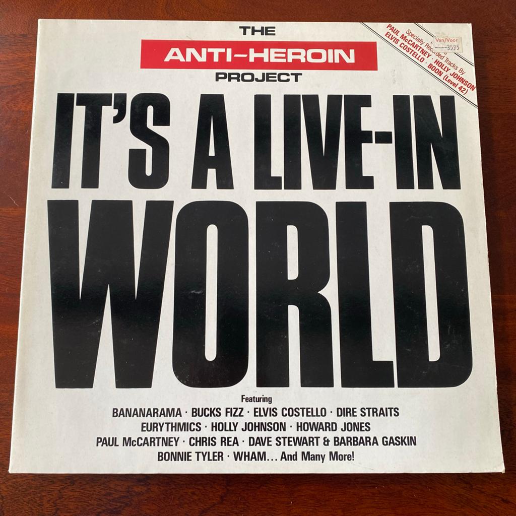 The Anti-Heroin Project - It's A Live-In World LP, Complilatie, Ophalen of Verzenden, Gebruikt, 12 inch