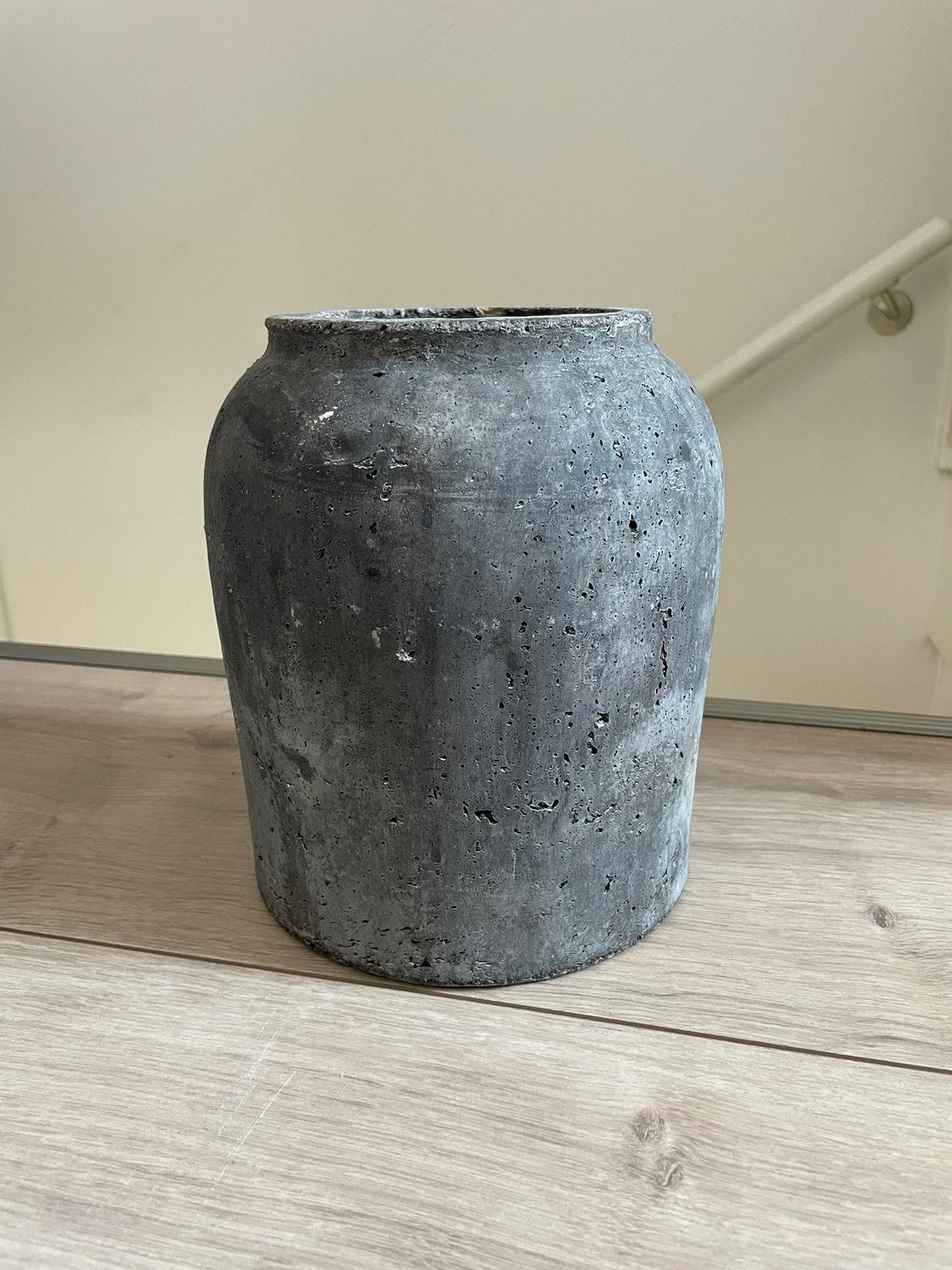 Zware kwaliteit bloempot - PTMD - pot - bloempot, Ophalen, Rond, Zo goed als nieuw, Balkon