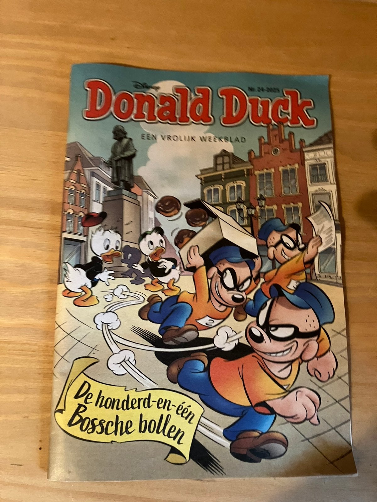 Donald Duck den bosch, Boeken, Strips | Comics, Eén comic, Ophalen of Verzenden, Zo goed als nieuw, Europa