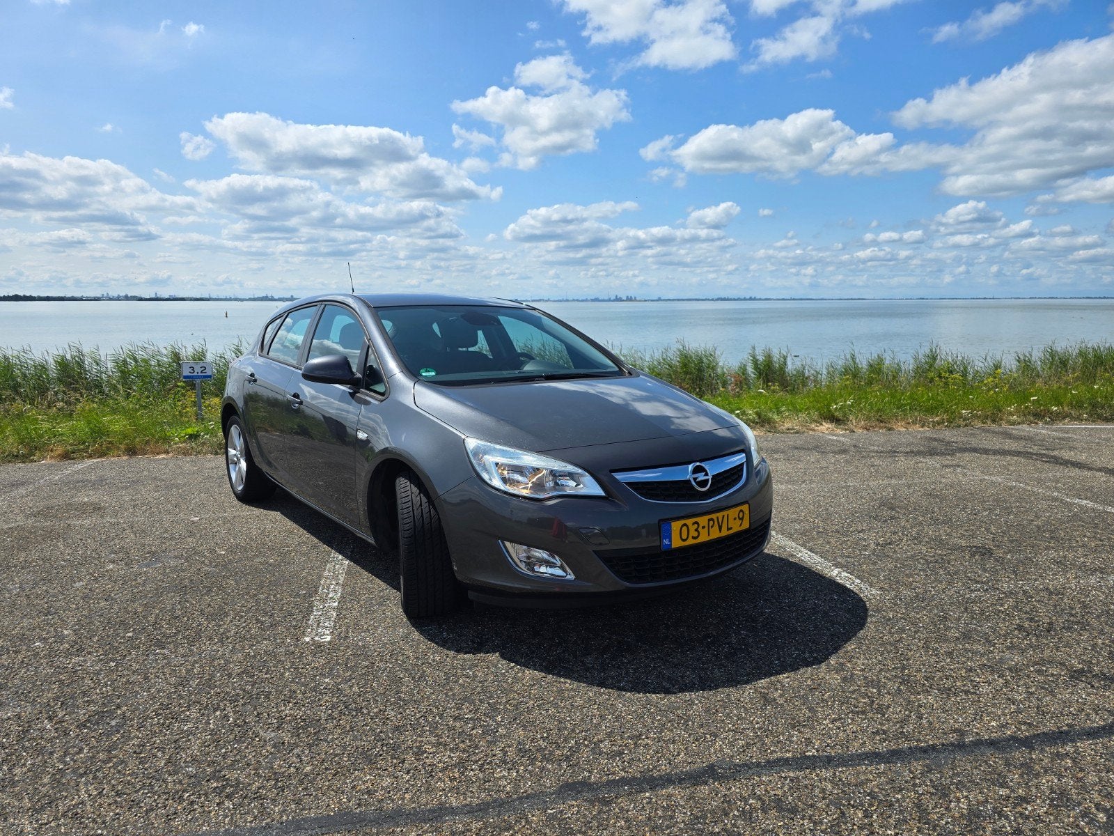 Opel Astra 1.4 Turbo 88KW 5D 2011 Grijs, Voorwielaandrijving, 680 kg, 4 cilinders, Origineel Nederlands