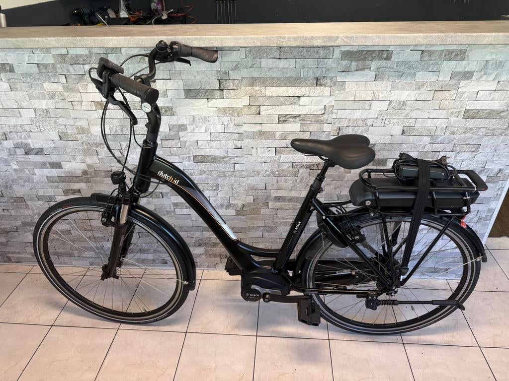 NIEUWSTAAT E-Bike Dutch Id TOTAAL 4700km. Bosch Active Line., -, -, Zo goed als nieuw, -