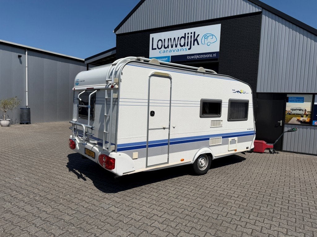 HOBBY De Luxe 440 SB ’03 (4 pers Bed 210 cm), Vast bed, Hobby, Bedrijf, Treinzit