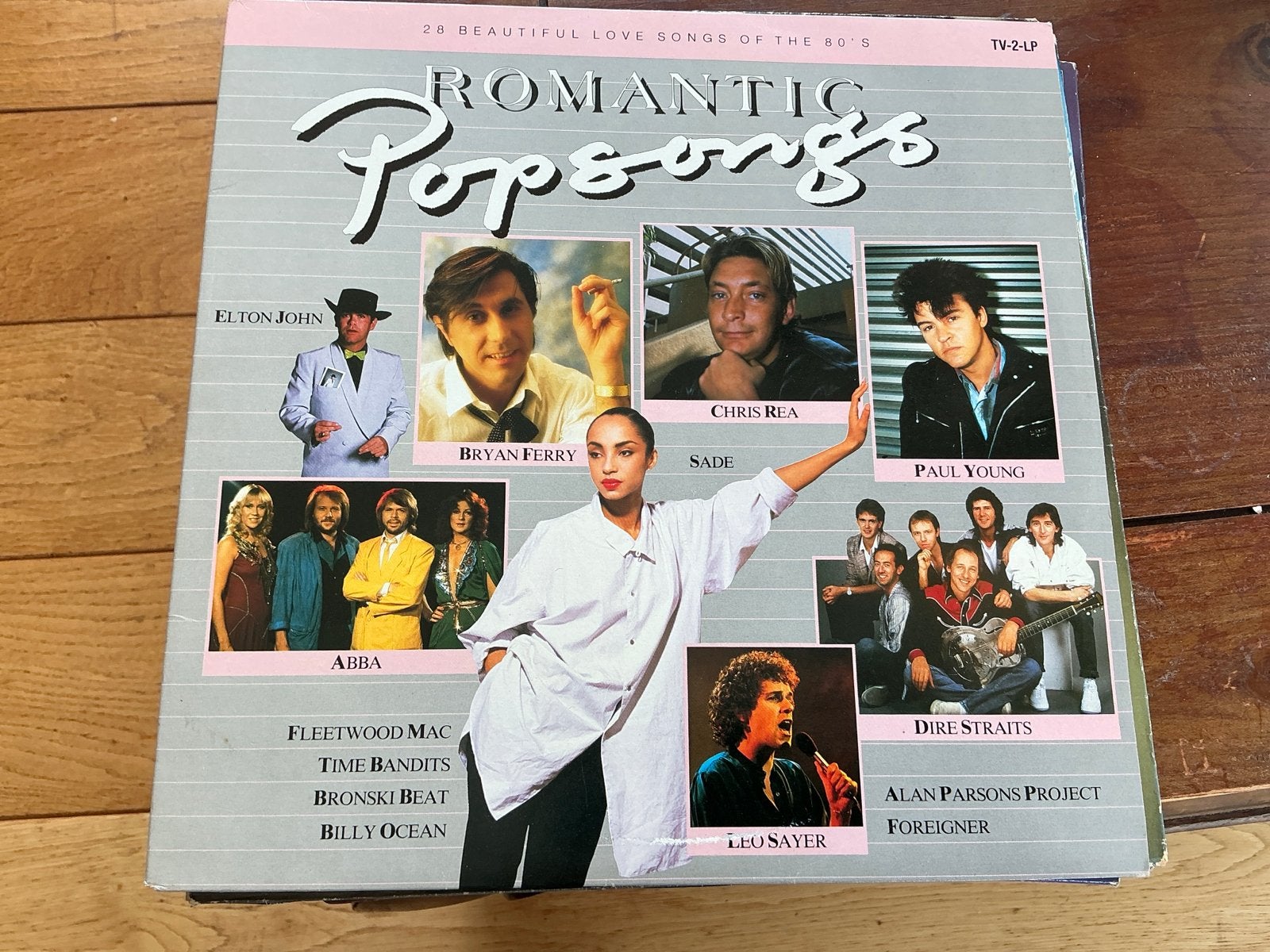 LP Romantic Popsongs - 28 Beautiful Love Songs of the 80's, Gebruikt, 1980 - 1989, Ophalen of Verzenden, Complilatie