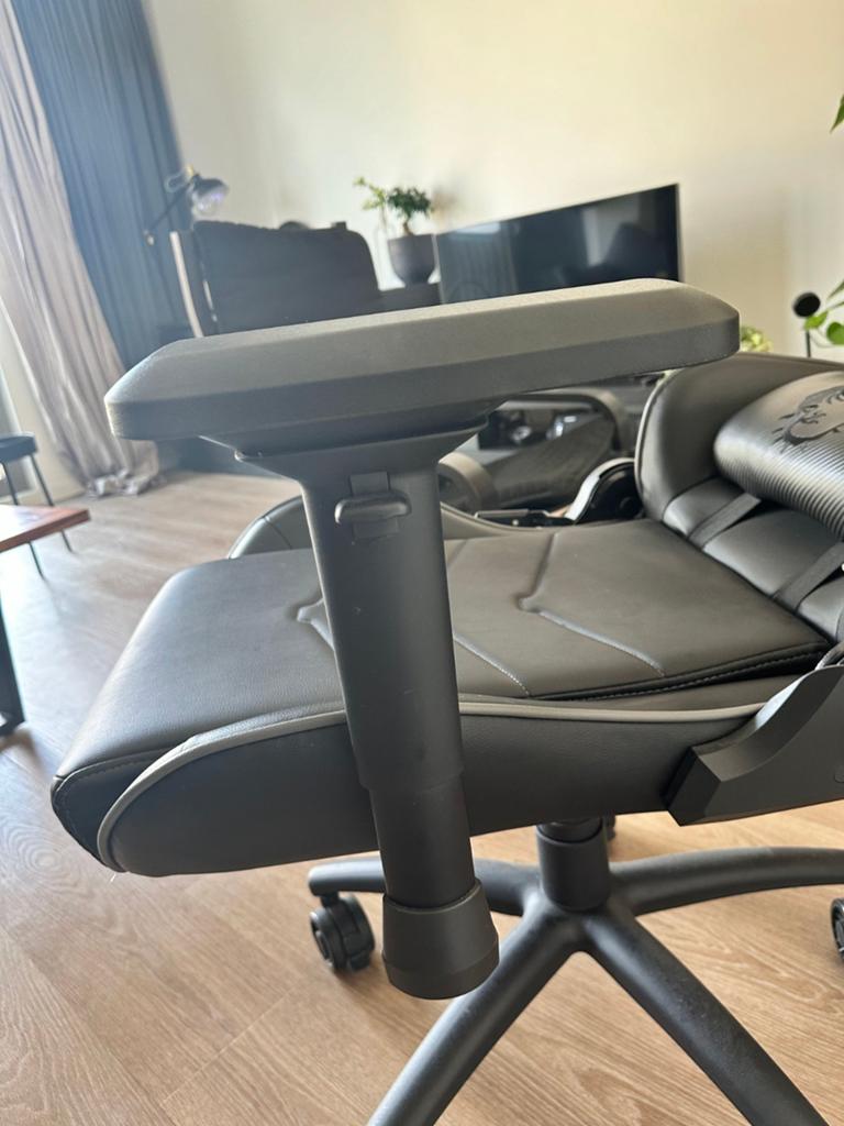 MSI True Gaming chair, Ophalen of Verzenden, Zo goed als nieuw, Zwart