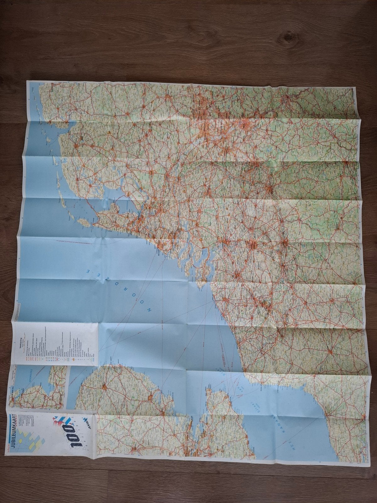 ANWB 1983, Boeken, Atlassen en Landkaarten, Gelezen, Ophalen of Verzenden, Landkaart, 1800 tot 2000