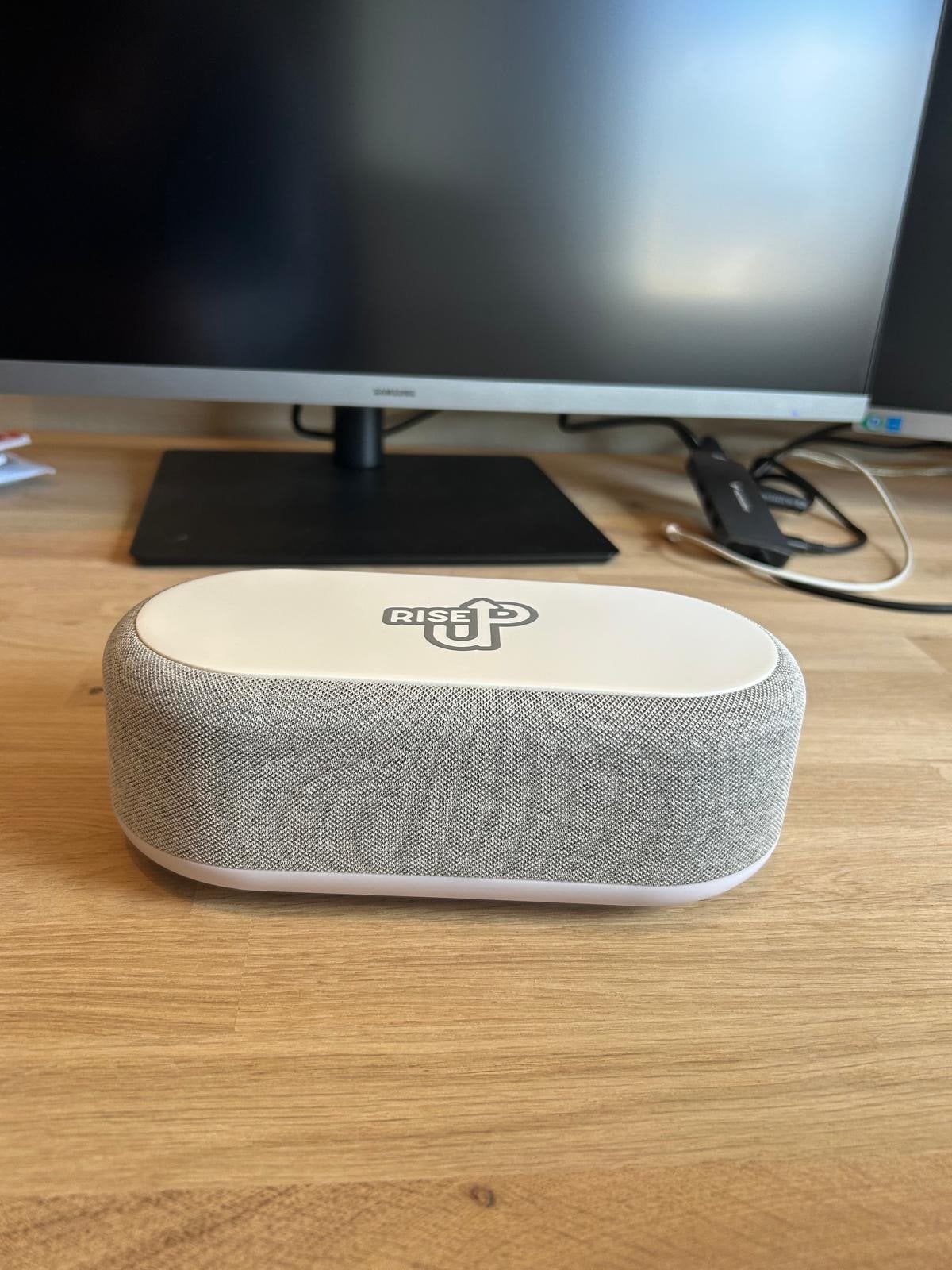 Bluetooth wekkerradio nieuw, Overige merken, Nieuw, Ophalen of Verzenden, Draagbare speaker