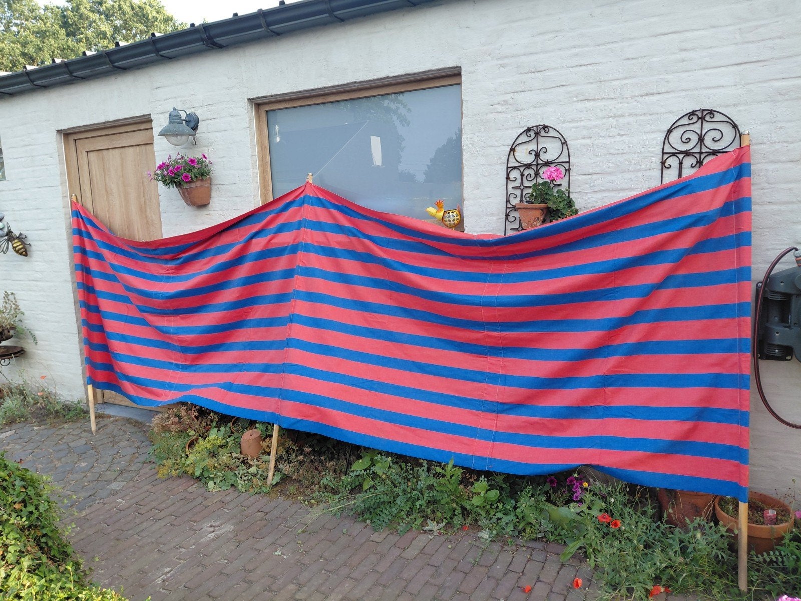 Vintage Windscherm - Blauw/Rood Gestreept (4.70m x 1.38m), Caravans en Kamperen, Windschermen, Ophalen
