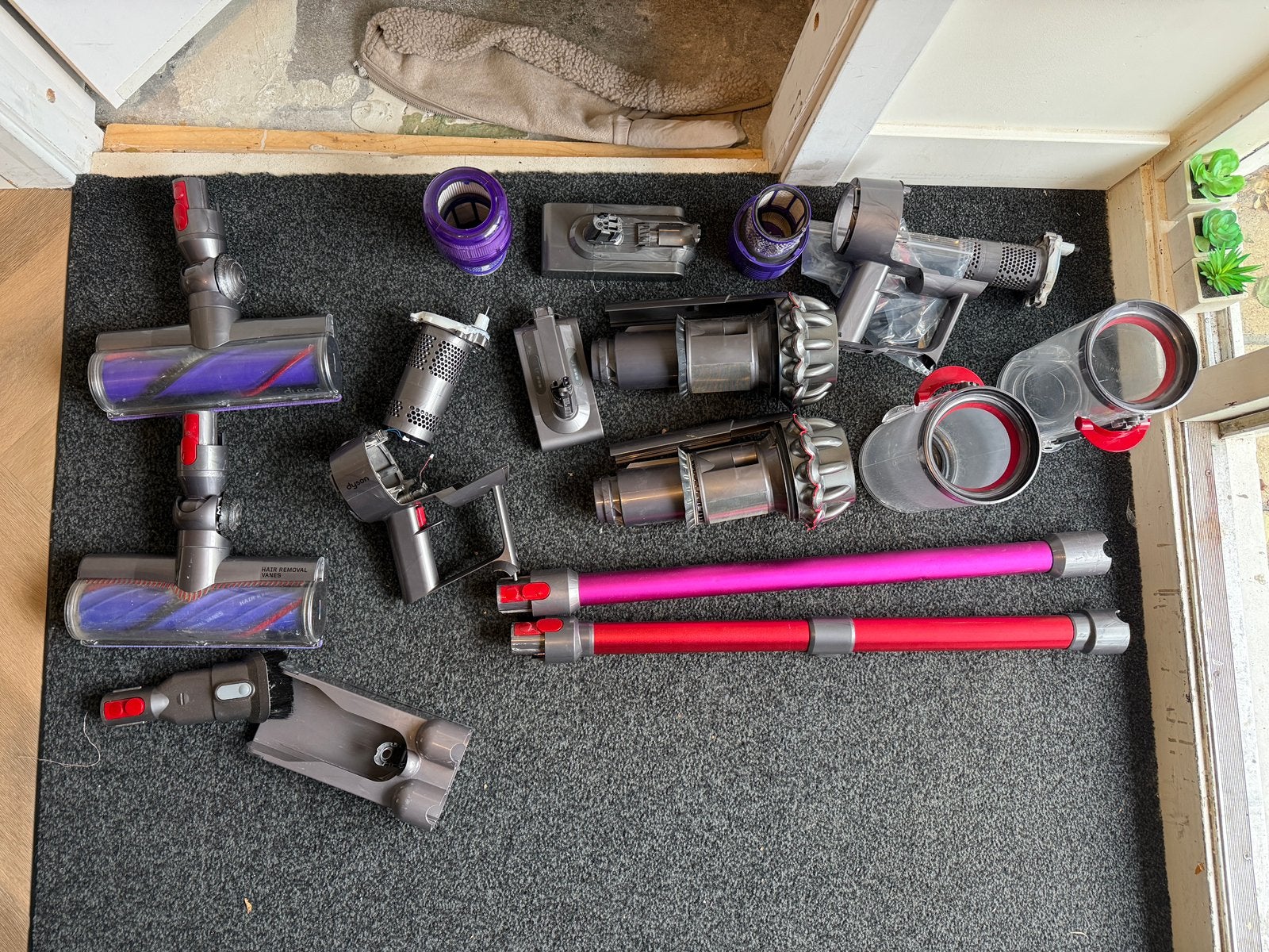 Dyson V11 - V10 onderdelen en accessoires, Ophalen, Gebruikt, Dyson, Geschikt voor tapijt
