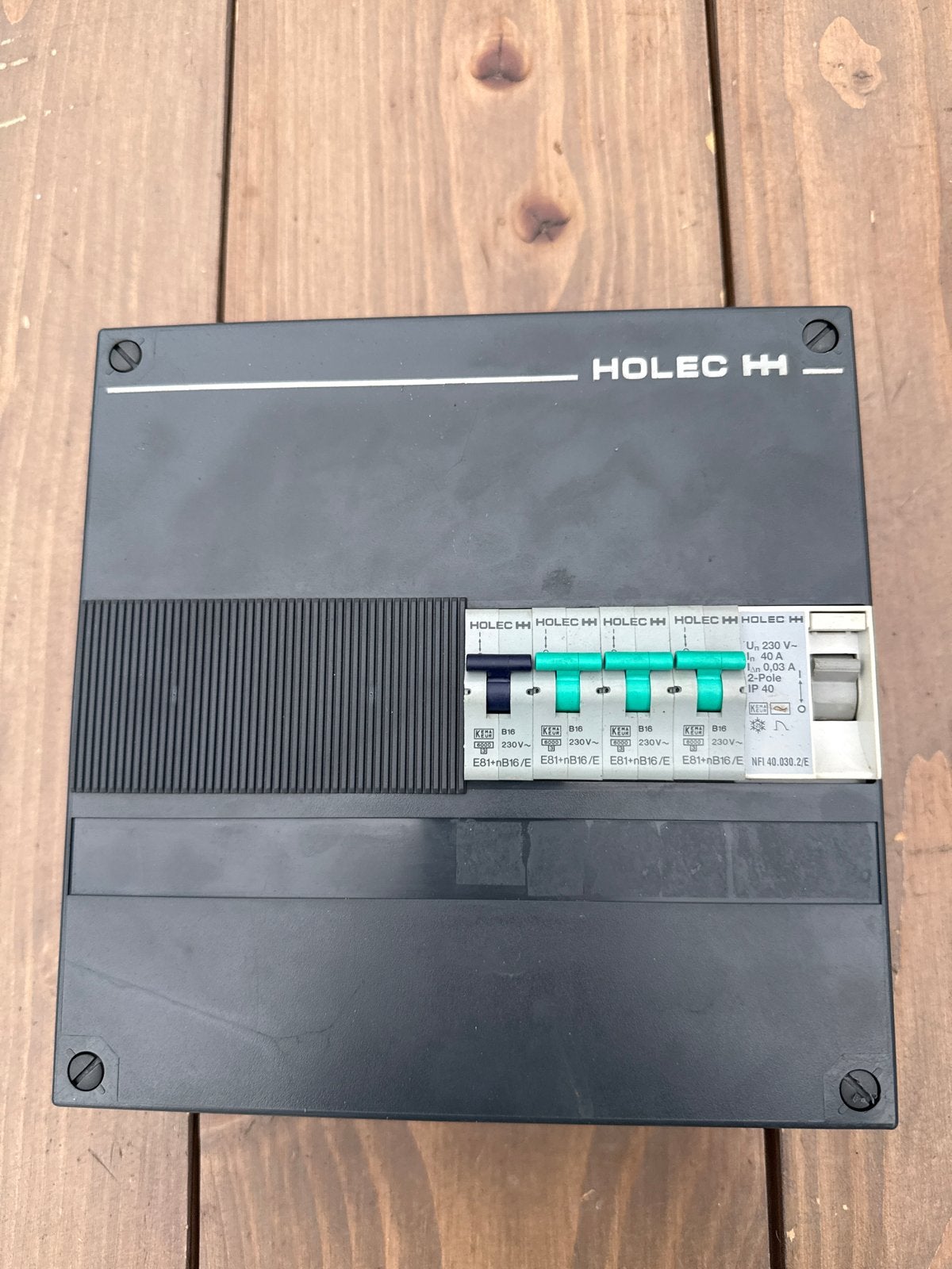 Holec HHI Groepenkast met aardlekschakelaar en 4 groepen, Ophalen of Verzenden, Gebruikt, Overige typen