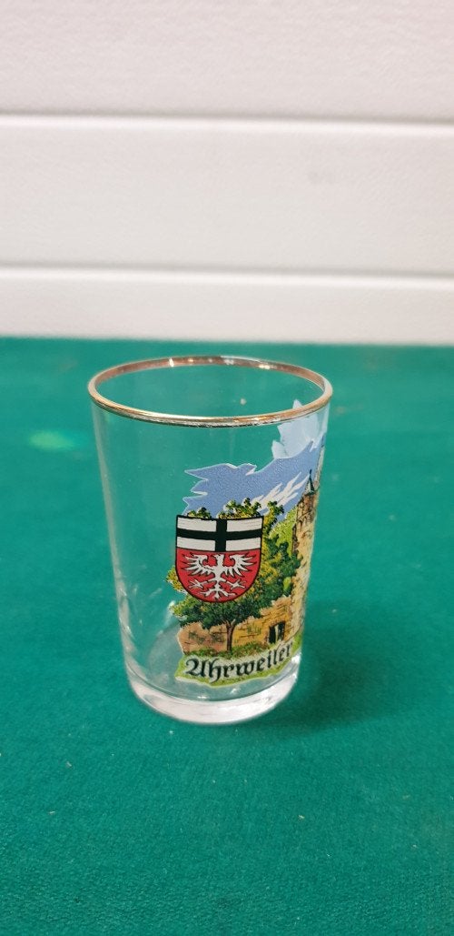 borrelglas duits uhrweiler obertor, Verzamelen, Glas en Borrelglaasjes, Ophalen of Verzenden, 'T Olde Gre-j, Info@toldegrej.nl
