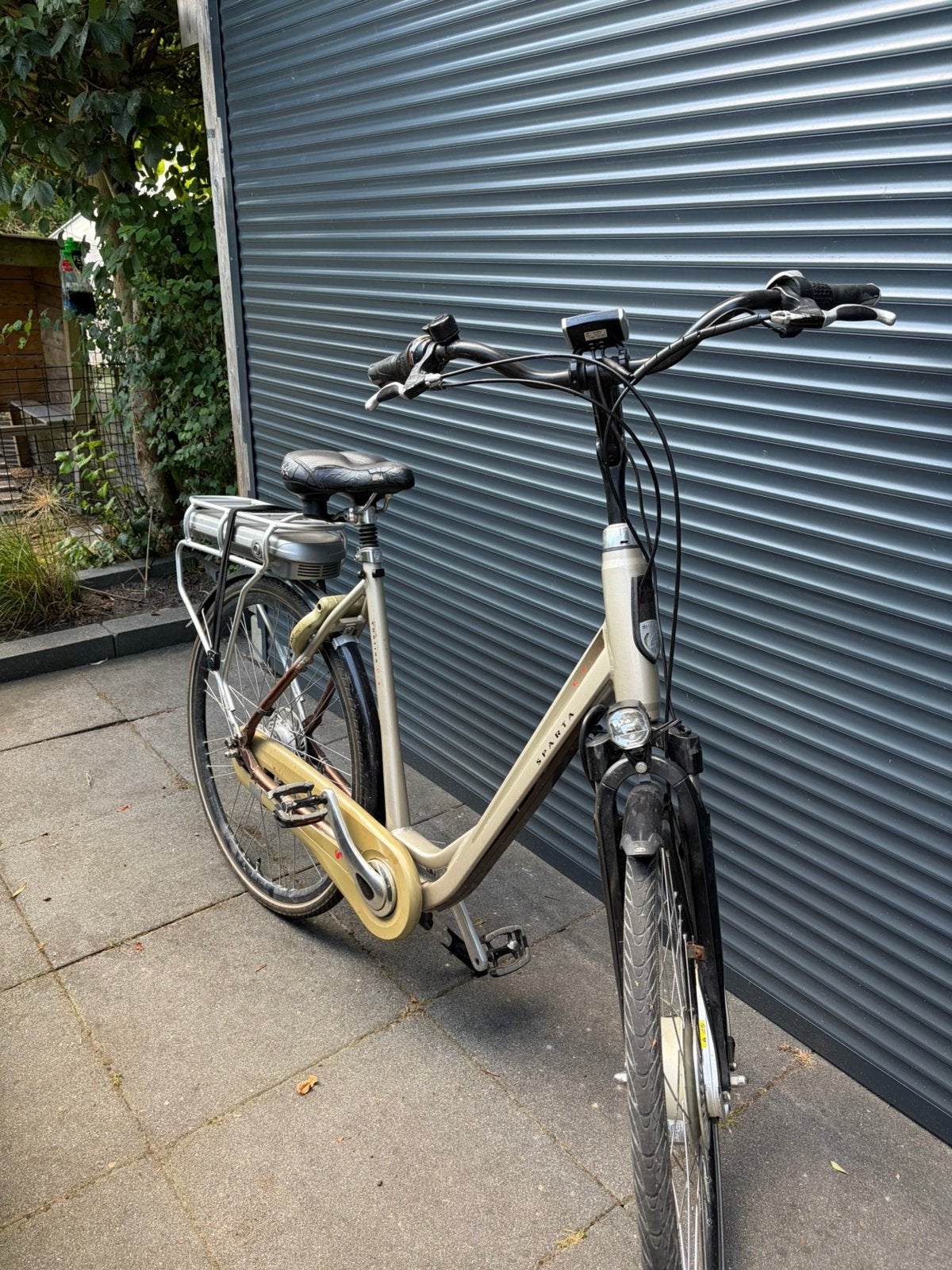 Defecte electrische fiets., Ophalen, Gebruikt, Minder dan 30 km per accu, Sparta