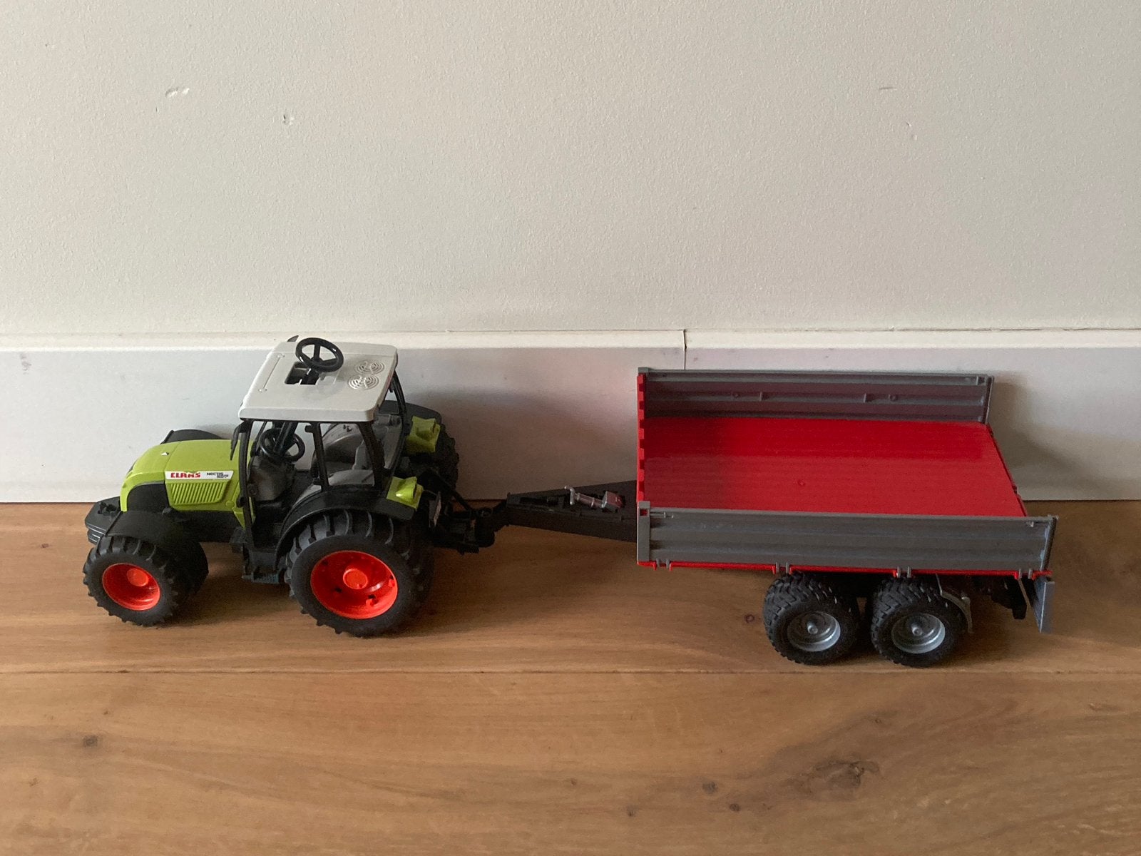 Bruder tractor met aanhanger, Ophalen, Gebruikt