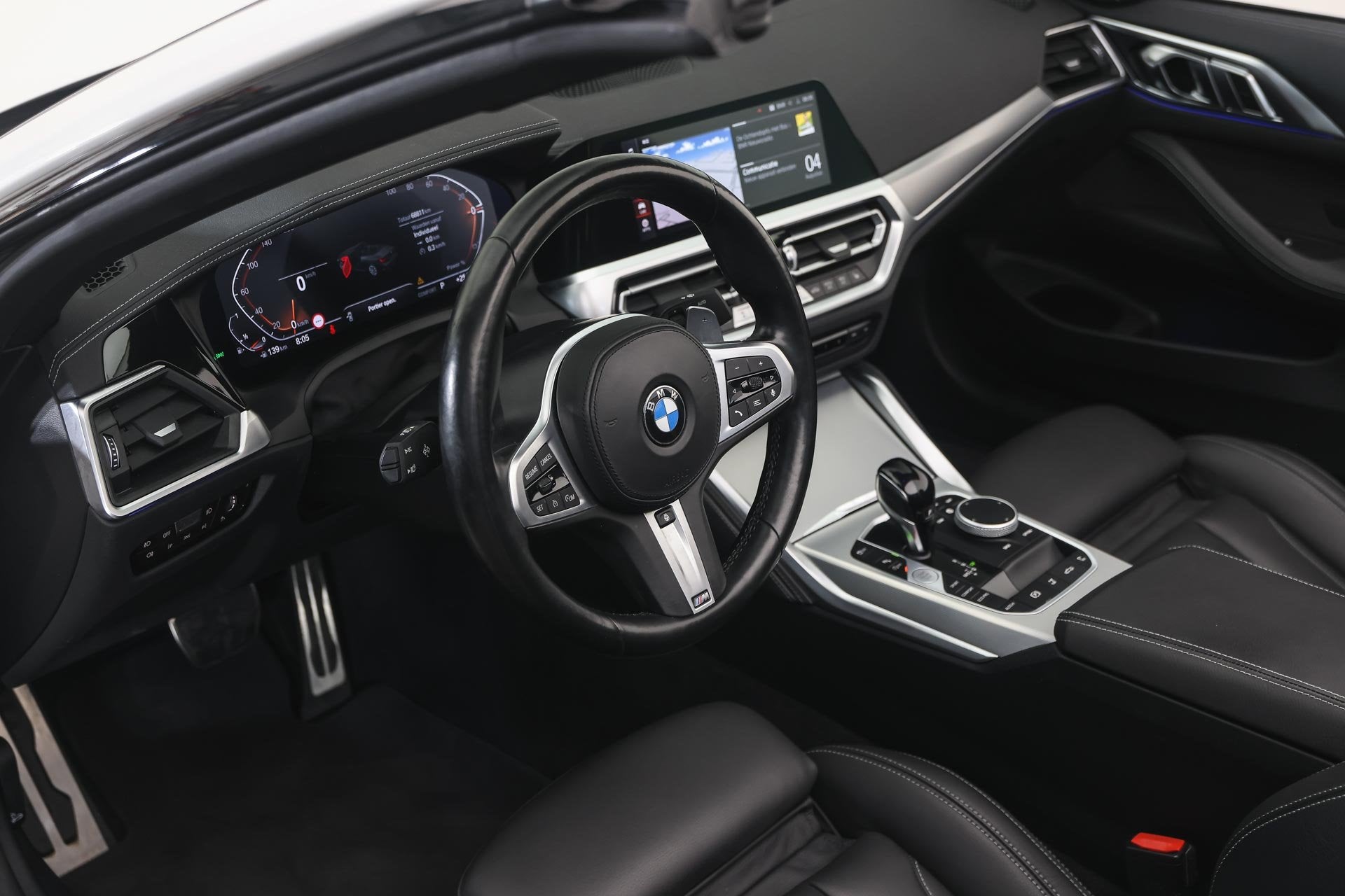 BMW 4 Serie Cabrio 420i High Executive M Sport Automaat / La, 1998 cc, Achterwielaandrijving, Gebruikt, 4 stoelen