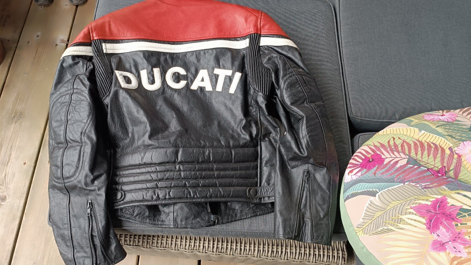 Ducati Leren Motorjas - Zwart/Rood/Wit, Dames, Jas | leer, Ophalen of Verzenden, Ducati