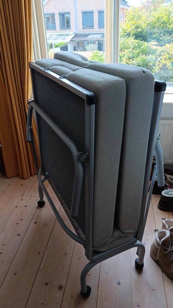 opklapbed, Ophalen, Eenpersoons, 190 cm of minder, Zo goed als nieuw