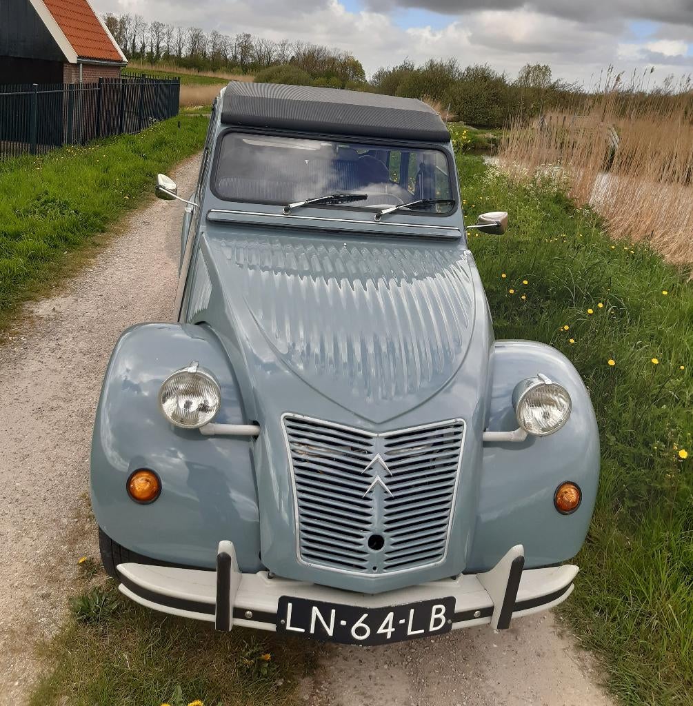 mooie en uitstekende citroen 2cv, Auto's, Oldtimers, Voorwielaandrijving, Stof, Citroën, Blauw