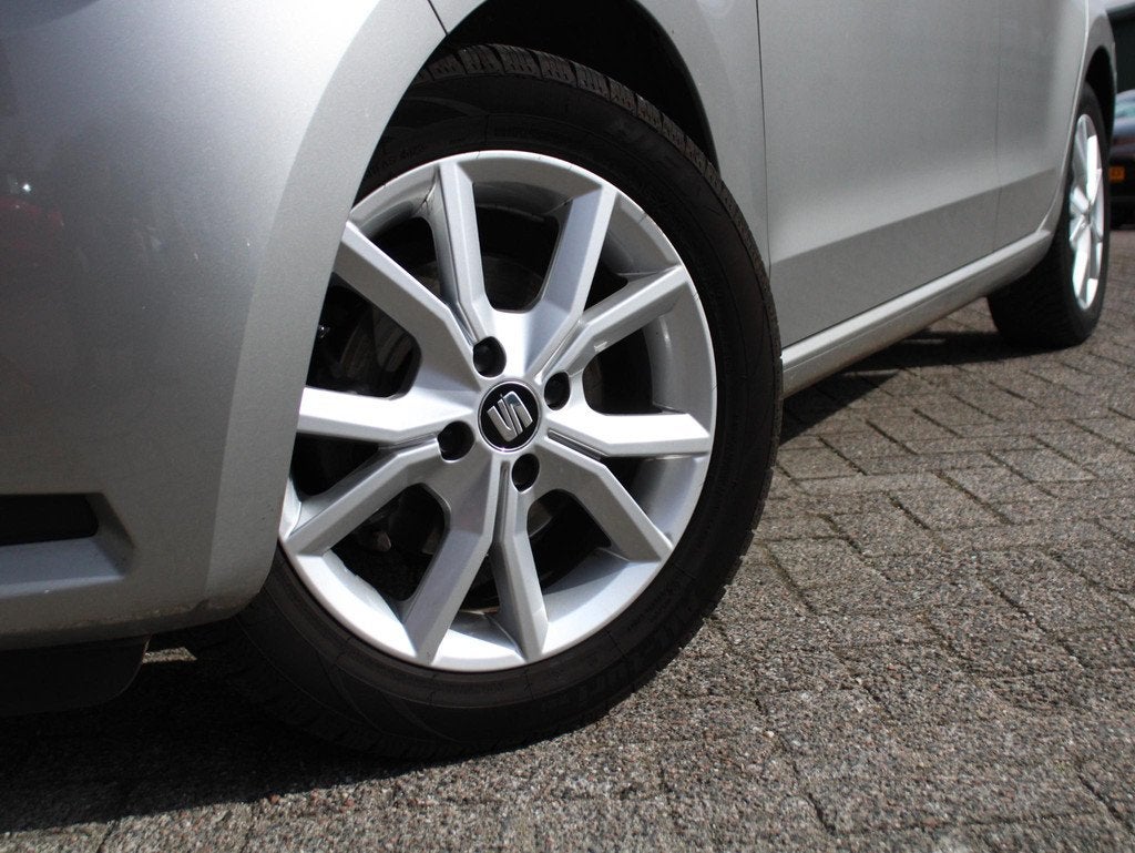 SEAT Mii 1.0 Sport Intense Cruise Control, Parkeersensoren,, Auto's, Seat, Voorwielaandrijving, Stof, Gebruikt, Mii